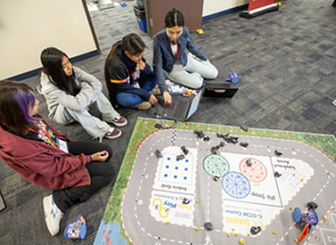 Extending Girls&rsquo; Leadership in Robotics: Strategies for Sites